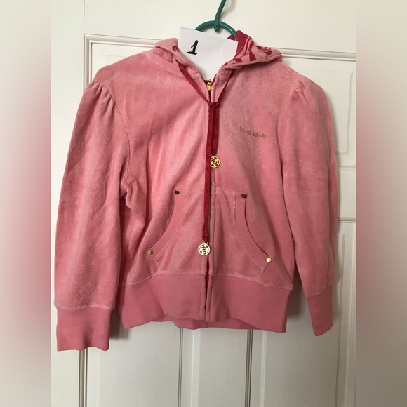 Bebe sweatsuit set in pink w/long sleeved hooded top and sweatpants. - Picture 10 of 15